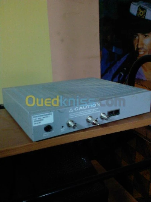 modem  pour  la  connexion  par  satel 