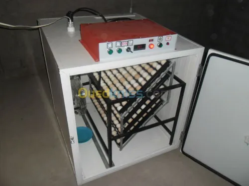 COUVOIR     ( INCUBATEUR/ECLOSOIR)