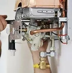 Installation chauffe eau de bain et citerne
