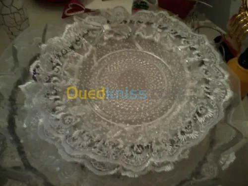 les assiettes .les fleurs  