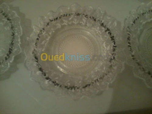 les assiettes .les fleurs  