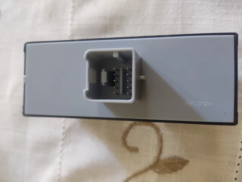 Commande lève vitre seat et Volkswagen
