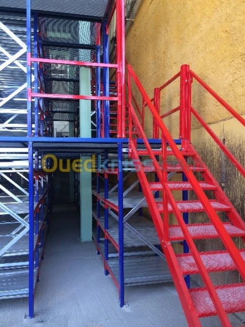 Rayonnage sur mezzanine 