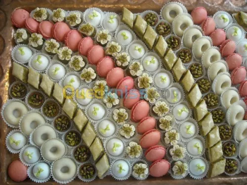 Gâteaux de fête,livraison et diverses,