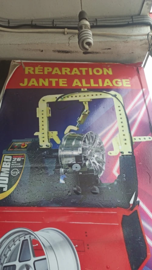 Réparation jante redressement peinture