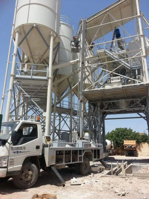 location d'un camion nacelle 14 M