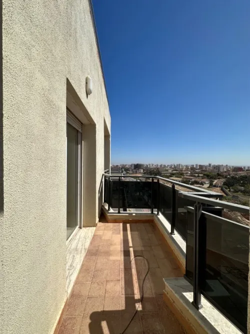 Location Appartement F4 Oran Oran