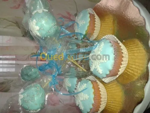 gateaux et cupcakes pesonalisé