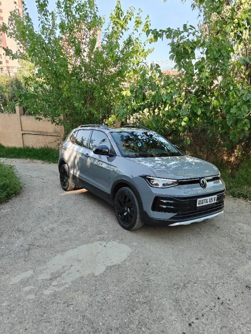 Volkswagen Tharu xr turbo 2025 Xr