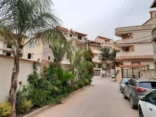 Location Appartement Niveau de villa F4 Alger Khraissia