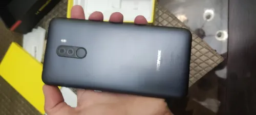 Poco F1