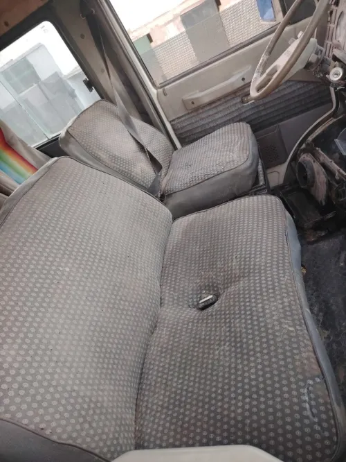 Iveco pour pièces vitré 18 places