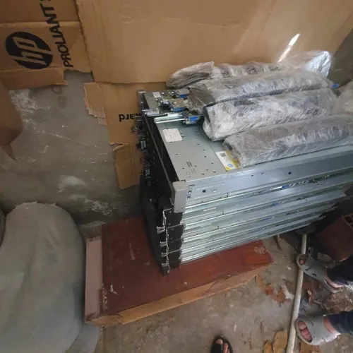 SERVEUR HP Proliant DL380 G9 CPU 2x Xeon E5-2637V4 32 GB, DISQUE DUR 3*300GB (250000DA)