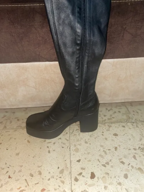 Boots 