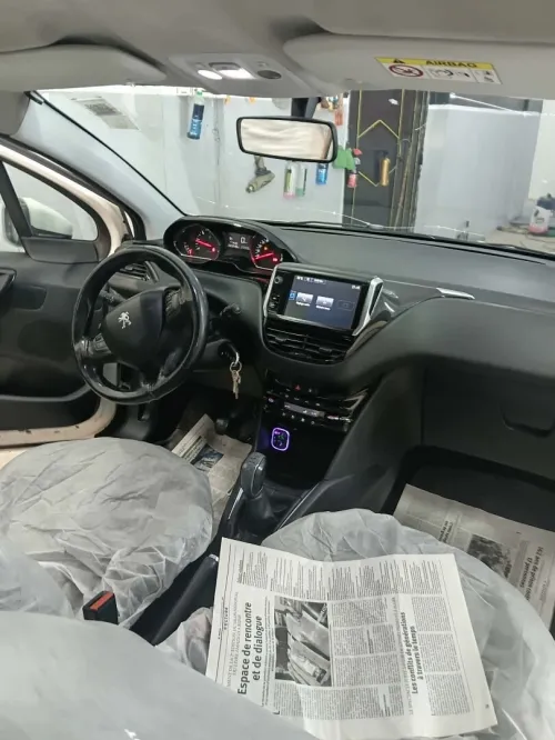 Peugeot 208 2015 Active