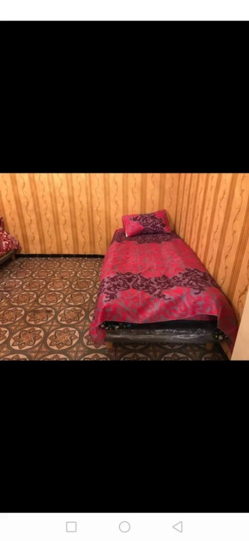 Vend lit avec matelas neuf