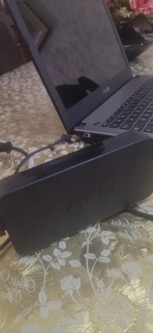 Laptop Asuse i5