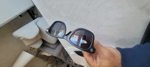 Lunette de soleil connecté