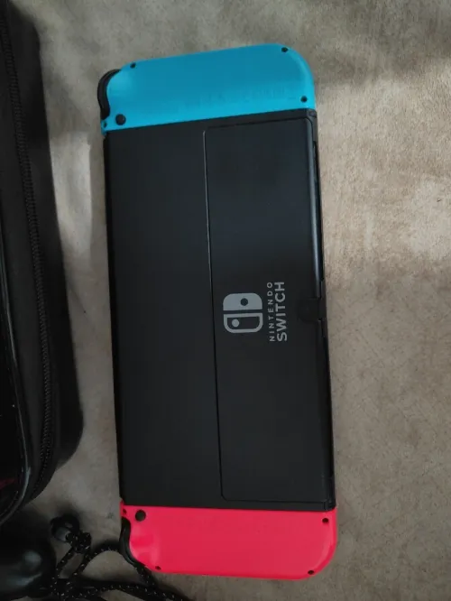 Nintendo switch oled flashée 128 go