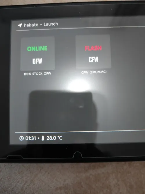 Nintendo switch V2 2021 flashée puce 128 go excellent état + mode online