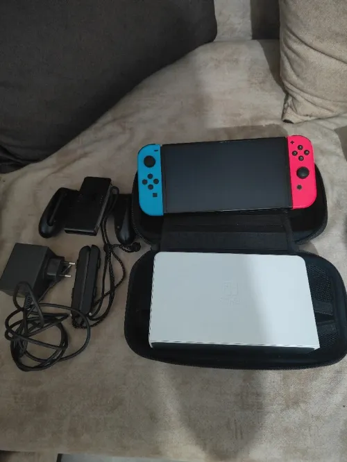 Nintendo switch oled flashée 128 go