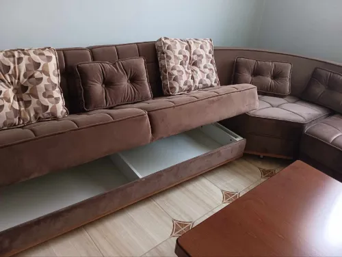 Salon canapé avec table