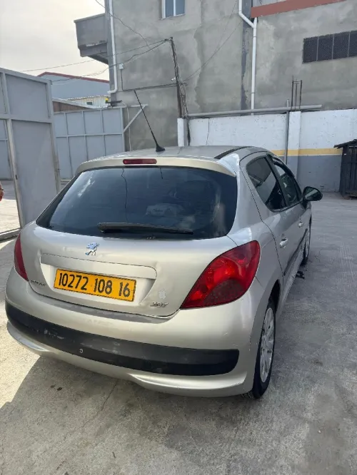 Peugeot 207 2008 207