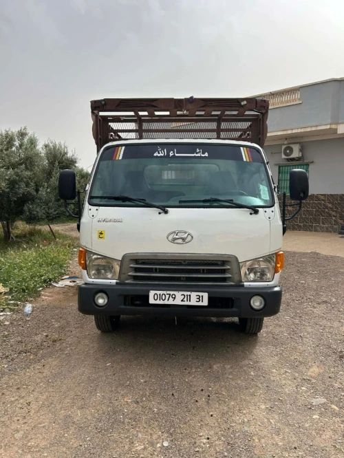 Hyundai 72 2011 Hyundai 72