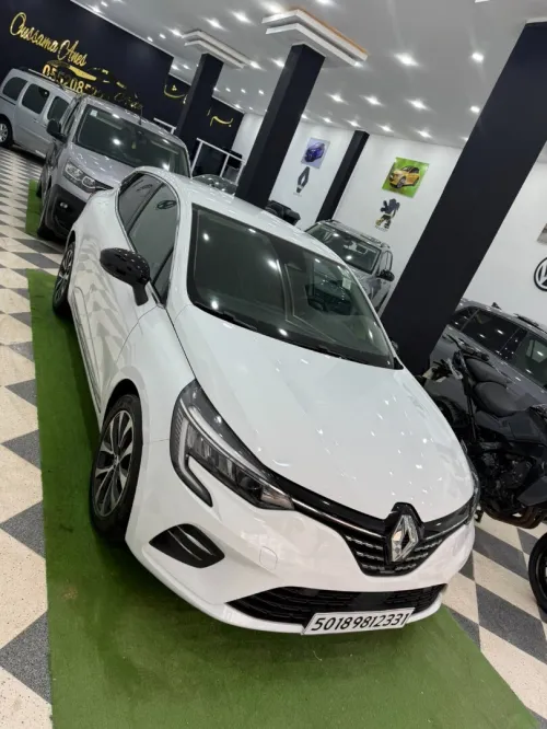 Renault Clio 5  2023 Intense