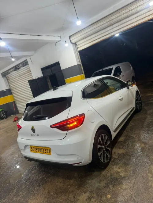 Renault Clio 5  2023 Intense
