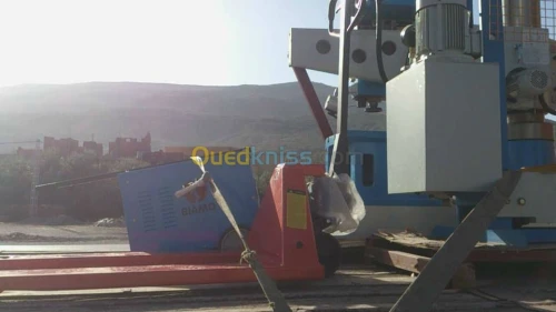 Tournage et fraiseuses  MACHINES FABRICATION MÉCANIQUE