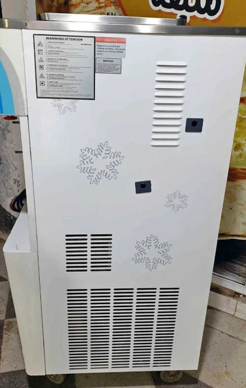Machine à glace SHARK