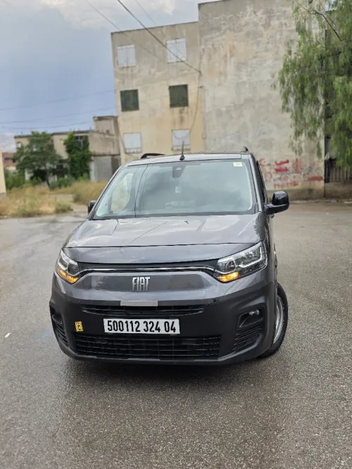 Fiat Doblo 2024 Profisionnel italie