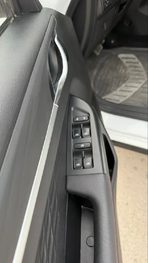 Geely GX3 PRO  2025 Livan
