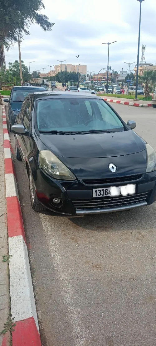 Renault Clio 3 2011 Night and Day