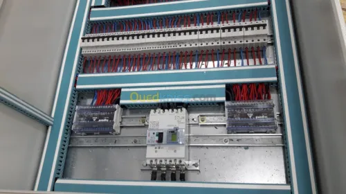 Electricité et caméra de surveillance 