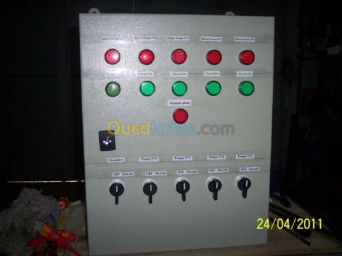 Electricité et caméra de surveillance 