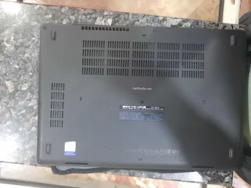 i5 8th/ssd500//ram16gb