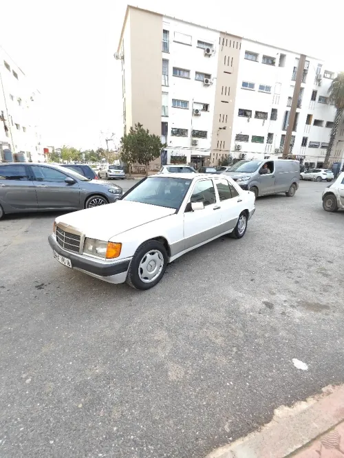 Mercedes 190 1990 Très bien