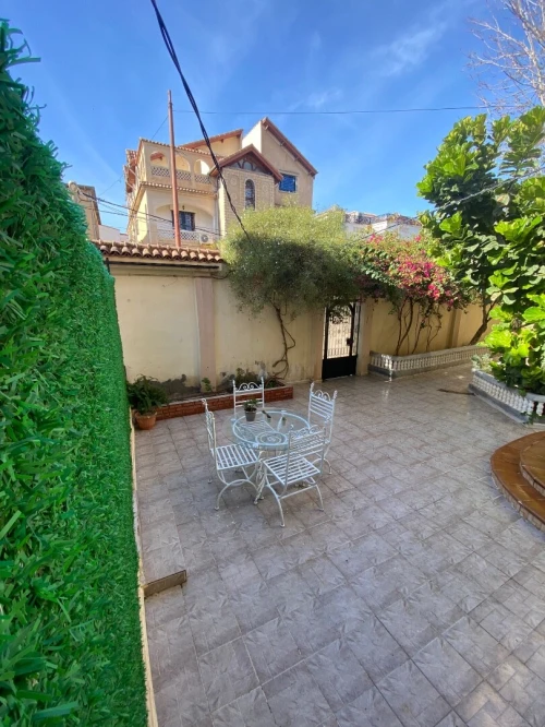 Cherche achat Villa Blida Blida