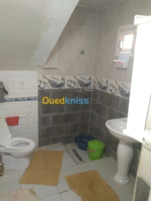Location Appartement Niveau de villa F2 Alger Ain taya