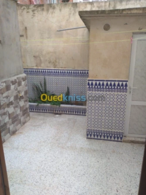 Location Appartement Niveau de villa F2 Alger Ain taya