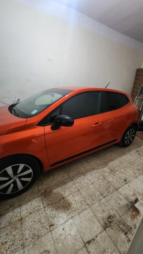 Renault Clio 5  2023 Authentic