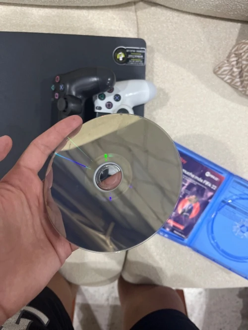 PS4 Slim 37000DA Negotiable non flashé 12.52