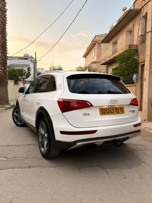 Audi Q5 2012 Off Road