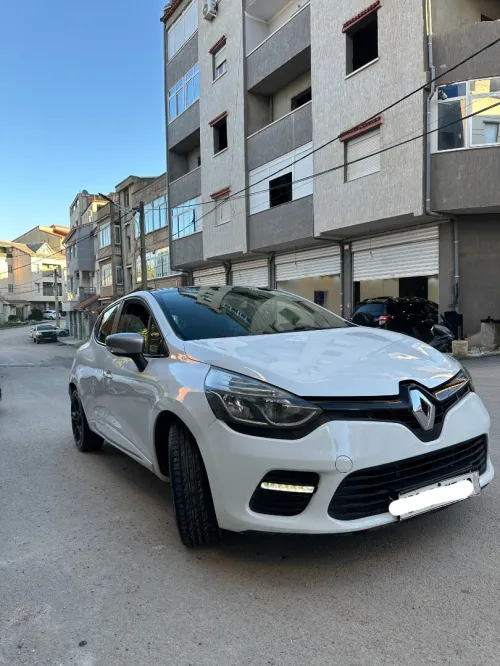 Renault Clio 4 2015 GT Line +