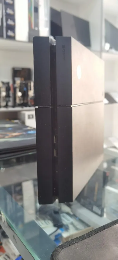 PS4
