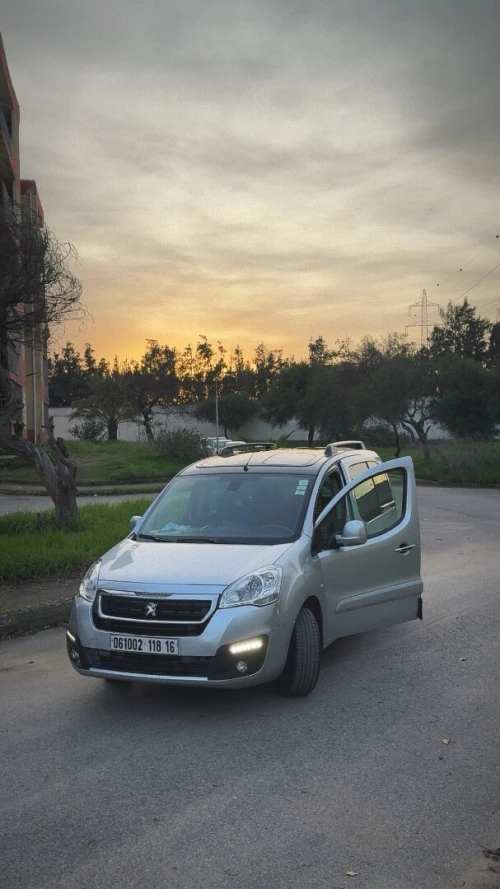 Peugeot Partner 2018 Tepee Allure 