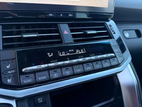 Toyota Land Cruiser  2026 Tw twin turbo