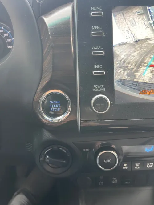 Toyota Hilux 2021 adventure